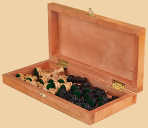 Шахматы Тонированные (красные, малые)