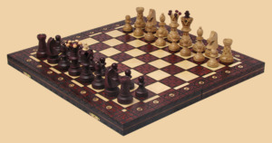 Шахматы Роял