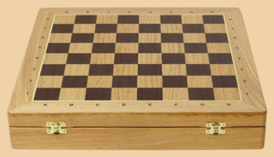 Шахматы-ларец Вуд Чесс дуб модель 2 (бархатный ложемент, клетка 4 см)