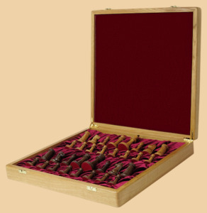 Шахматы-ларец Вуд Чесс дуб модель 2 (бархатный ложемент, клетка 4 см)