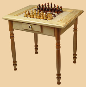 Стол шахматный Гроссмейстер (светлый, с ящиком для фигур, резные ножки, модель №1)