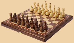 Шахматы Бастион (американский орех, клетка 4,5 см)