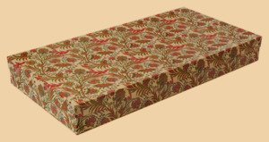 Коробка Райские сады (30 на 65 на 7 см)