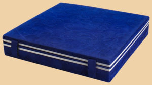 Шахматы Морана (чёрная яшма, 38 на 38 см)