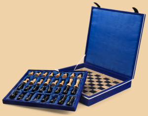 Шахматы Морана (чёрная яшма, 38 на 38 см)