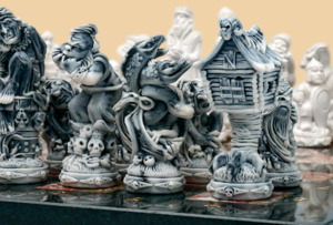 Шахматные фигуры Сказки Пушкина (мраморная крошка)