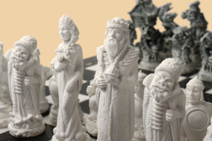 Шахматные фигуры Сказки Пушкина (мраморная крошка)