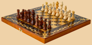 Шахматы Золотистые (средние)