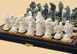 Шахматы Русские сказки (морёный дуб)