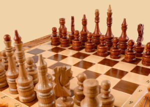 Шахматы, нарды, шашки Медведь (с классическими фигурами, большие)