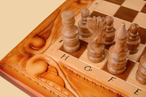 Шахматы, нарды, шашки Медведь (с классическими фигурами, большие)