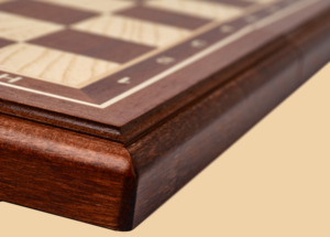 Шахматы Гамбит (доска махагон-ясень, клетка 5 см)