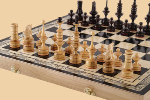 Шахматы Дубовая классика (классические фигуры, клён)