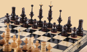 Шахматы Дубовая классика (классические фигуры, клён)