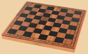 Шахматная доска складная Игрок мини из ореха