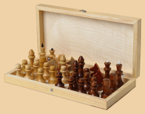 Шахматы Школьные (чёрный цвет клеток)