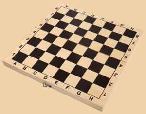 Шахматы Школьные (чёрный цвет клеток)