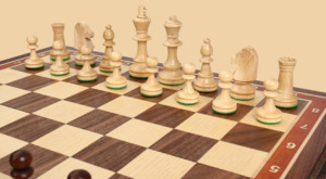 Шахматы Мечта (орех-ясень, фигуры с утяжелением)