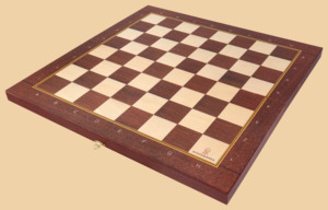 Шахматы Красное деерво (большие, фигуры с утяжелителем)