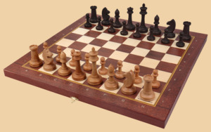 Шахматы Красное деерво (большие, фигуры с утяжелителем)