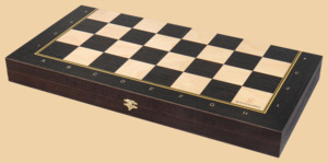 Шахматы Правильный ход (большие, фигуры с утяжелителем)