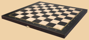 Шахматы Правильный ход (большие, фигуры с утяжелителем)