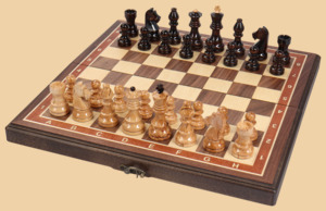 Шахматы Высший разряд №1 (американский орех-ясень, клетка 4 см)