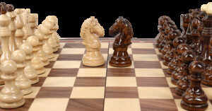 Шахматы Монблан (амерканский орех-ясень, клетка 4 см)