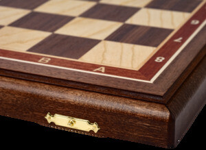 Шахматы Монблан (амерканский орех-ясень, клетка 4 см)