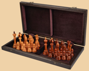 Шахматы Монополия (орех-ясень, клетка 5 см)