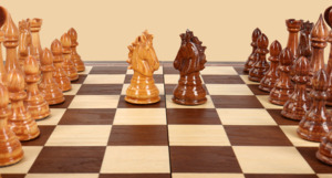 Шахматы Монополия (орех-ясень, клетка 5 см)