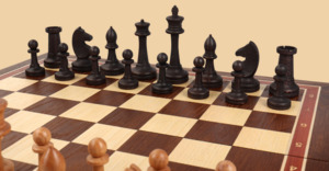 Шахматы Закон и порядок (орех-ясень, утяжелённые, клетка 5 см)