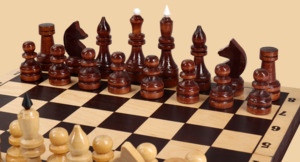 Шахматы Гроссмейстерские (чёрный цвет клеток, тонированная кромка)