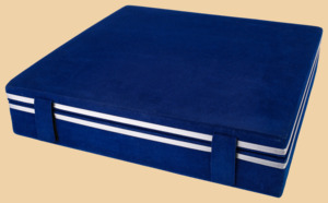 Шахматы Монарх Презент (чёрная яшма и ракушечник, 31 на 31 см)