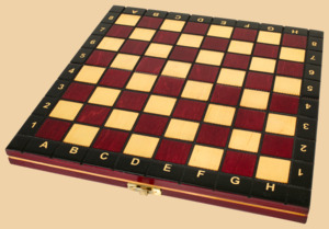 Шахматы Вояж (магнитные, красные)