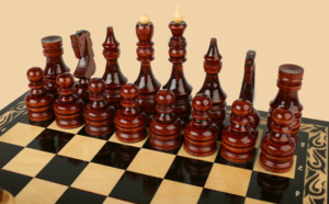 Шахматы Полтава (средние, классические фигуры, липа)