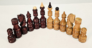 Шахматные фигуры Леонардо (дуб)