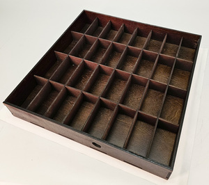 Шахматная доска нескладная Ореховая (кейс в комплекте, клетка 5 см)