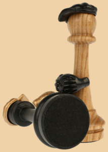 Шахматные фигуры Футбол (дуб и полимер)