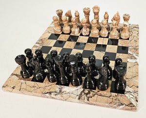 Шахматы Гром и гроза (розовая и чёрная яшма, 31 на 31 см)