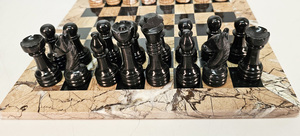 Шахматы Гром и гроза (розовая и чёрная яшма, 31 на 31 см)