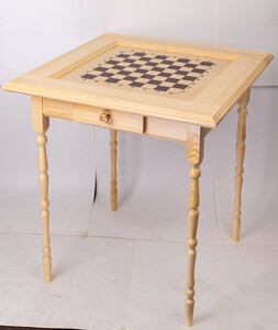 Стол шахматный без фигур Баталия (светлый, с ящиком для фигур, резные ножки)