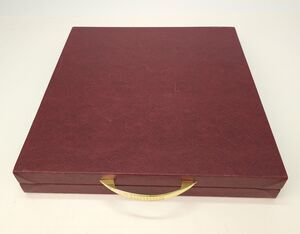 Кейс Презент (36 на 36 см)