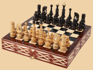 Шахматы Идея (классические фигуры, дуб)