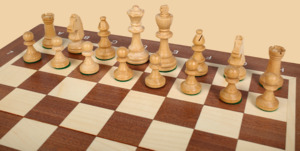 Шахматы Стаунтон №4 (махагон)