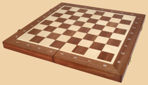 Шахматы Стаунтон №4 (махагон)