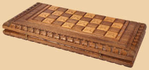 Шахматы, нарды, шашки Стражи (тёмные, большие)