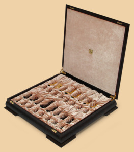 Шахматы Стаунтон Люкс (венге, в чемодане)