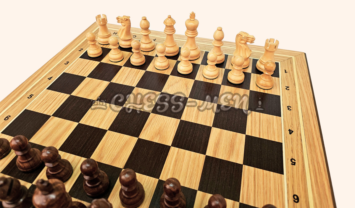 Стол шахматный Императорский (массив дуба, с ящиками для фигур)