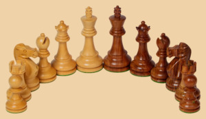 Стол шахматный Императорский (массив дуба, с ящиками для фигур)